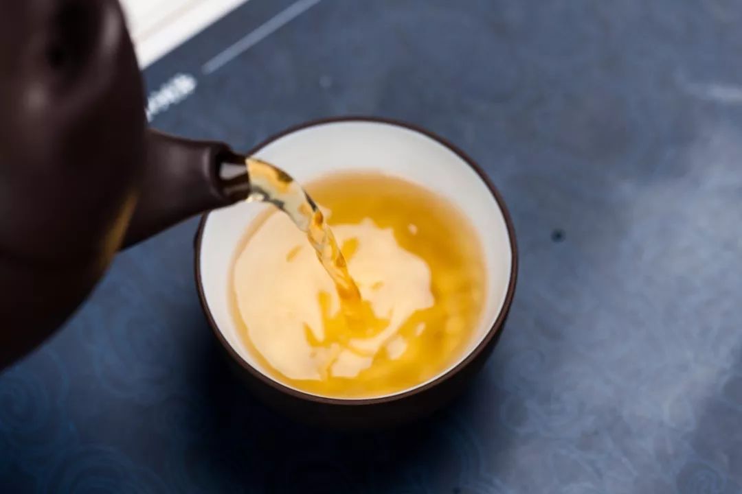 白茶有什么作用？老白茶的功效